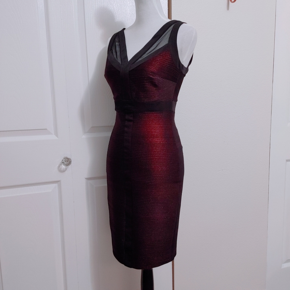 Cache Black and Red Ribbed Bodycon Dress - Picture 5 of 11